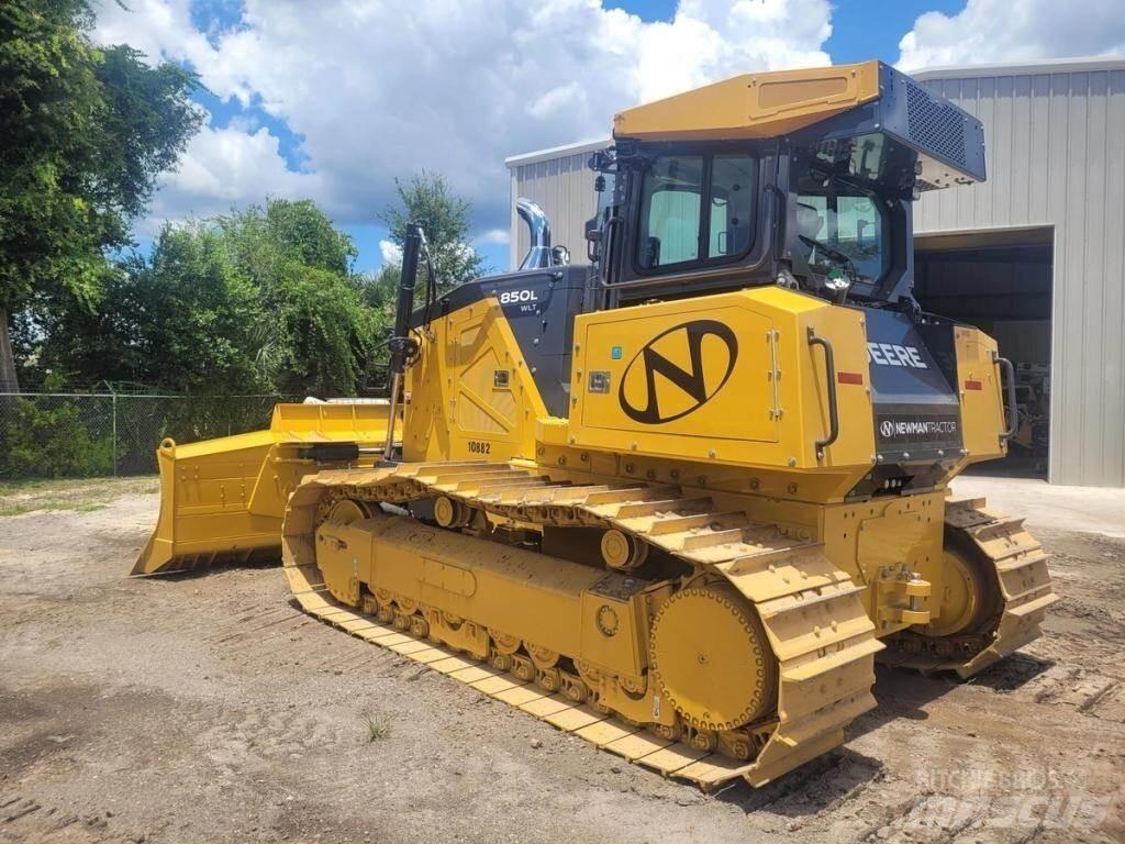 John Deere 850L WLT Buldooserid