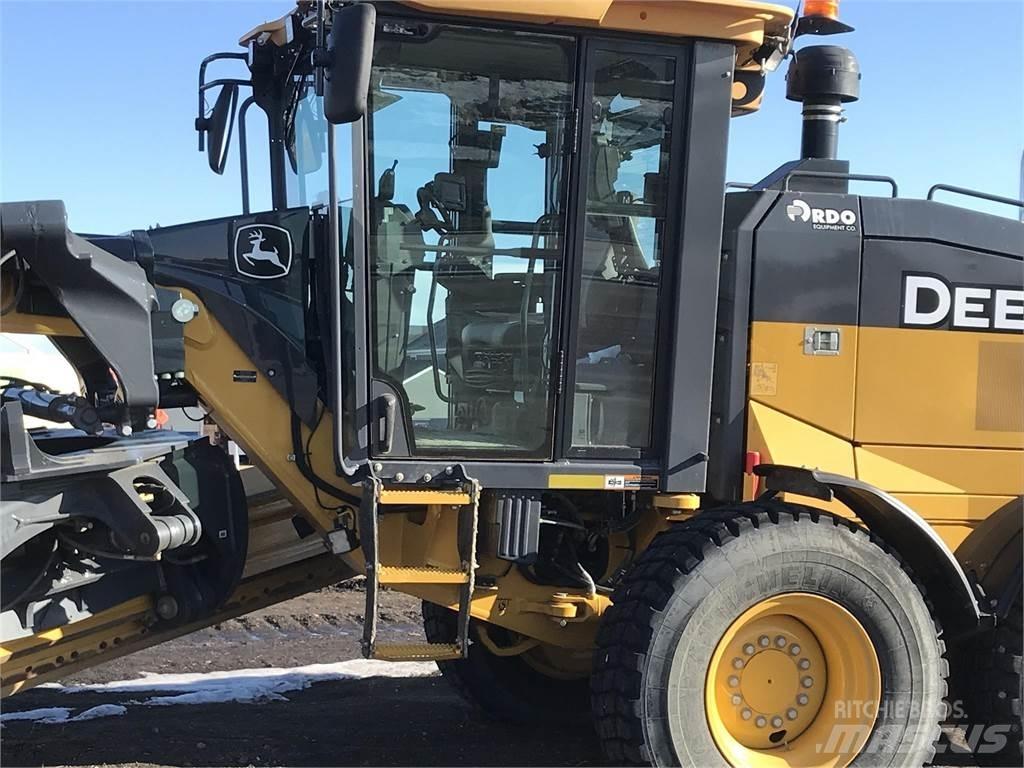 John Deere 872G Greiderid