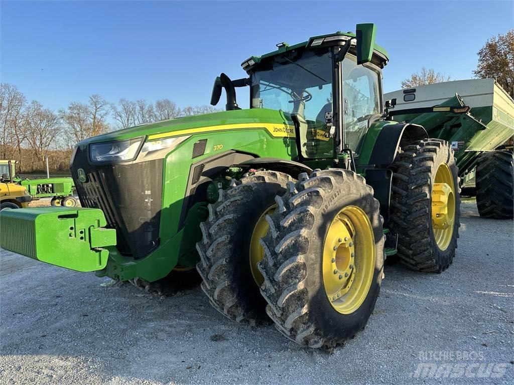 John Deere 8R 370 Traktorid