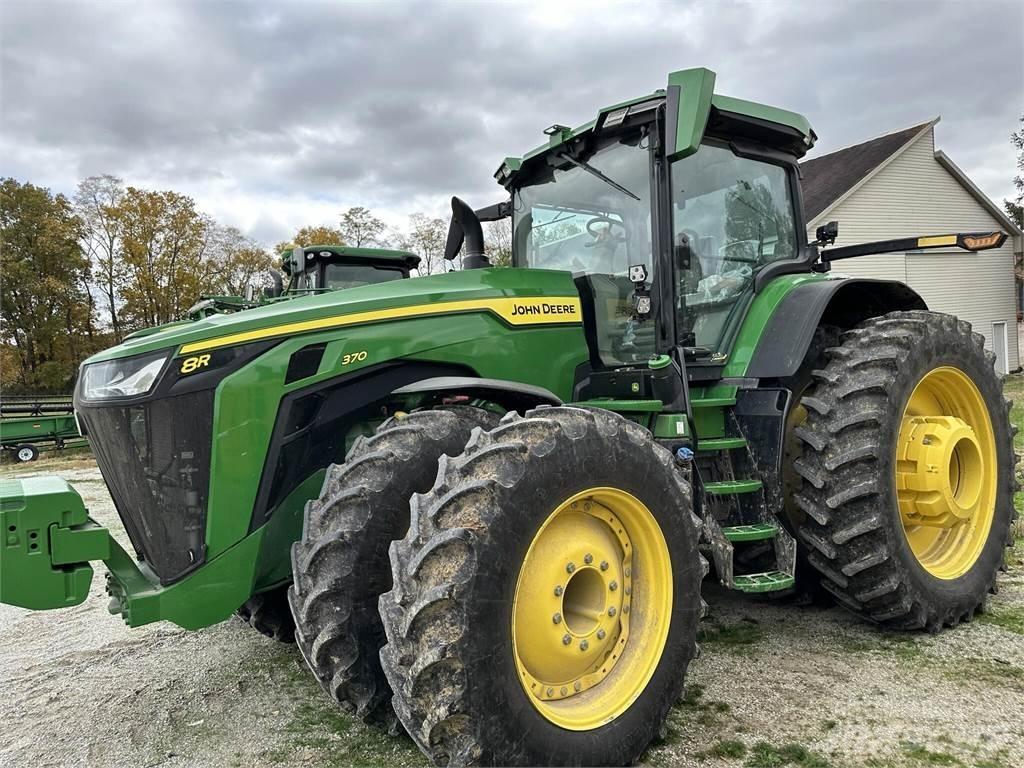 John Deere 8R 370 Traktorid