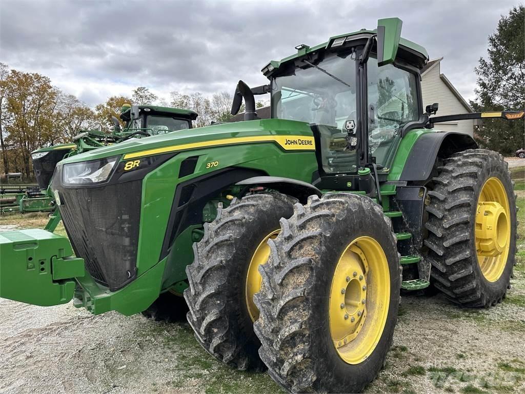 John Deere 8R 370 Traktorid