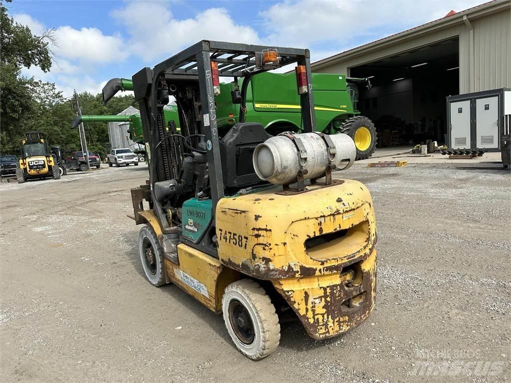 Komatsu FG25T-14 Kahveltõstukid - muud