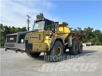 Komatsu HM400-2 Liigendraamiga pinnaseveokid