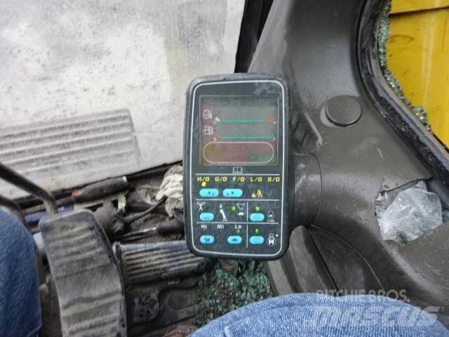 Komatsu PC300 LC-6 Roomikekskavaatorid