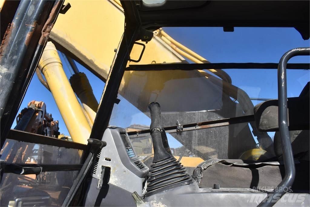 Komatsu PC300 LC-7L Roomikekskavaatorid