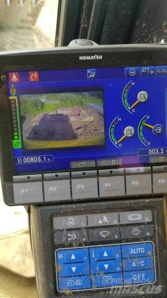 Komatsu PC490 LC-11 Roomikekskavaatorid