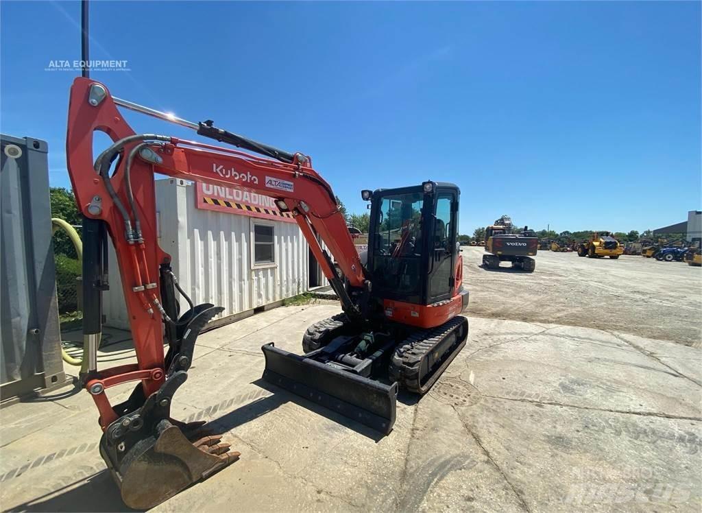 Kubota KX040-4 Miniekskavaatorid < 7 t