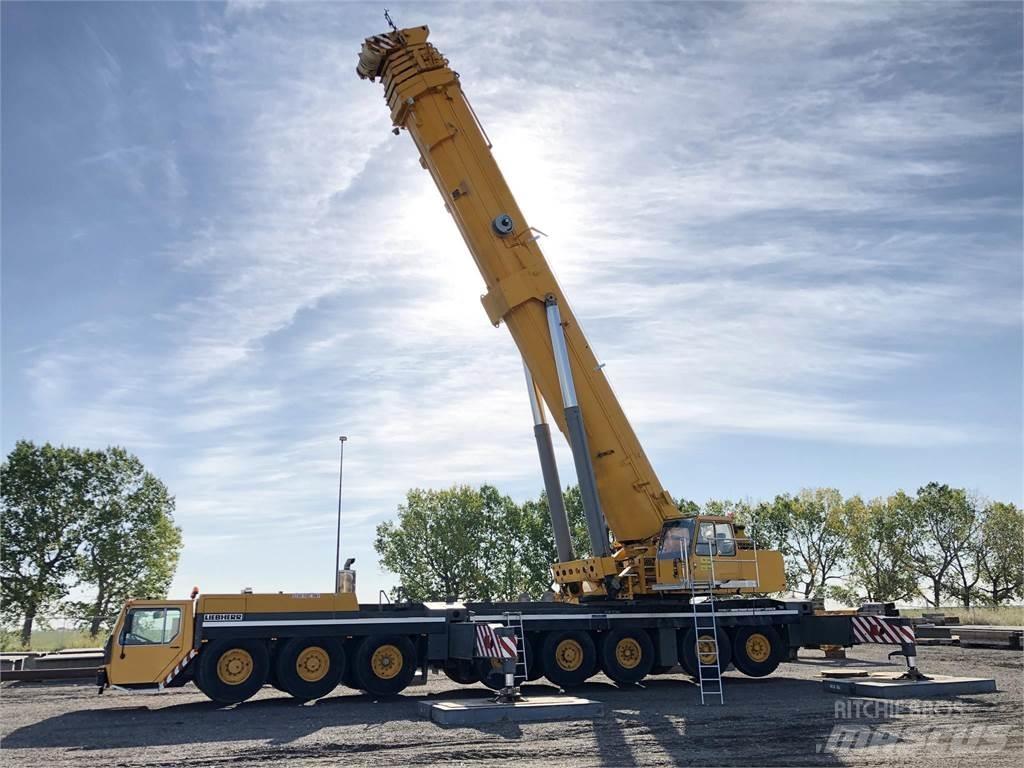 Liebherr LTM1500 Maastikutõstukid