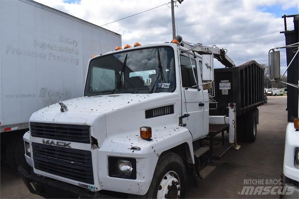 Mack MIDLINER CS300 Kraanaga veokid