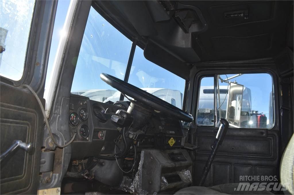 Mack RD688S Kallurid