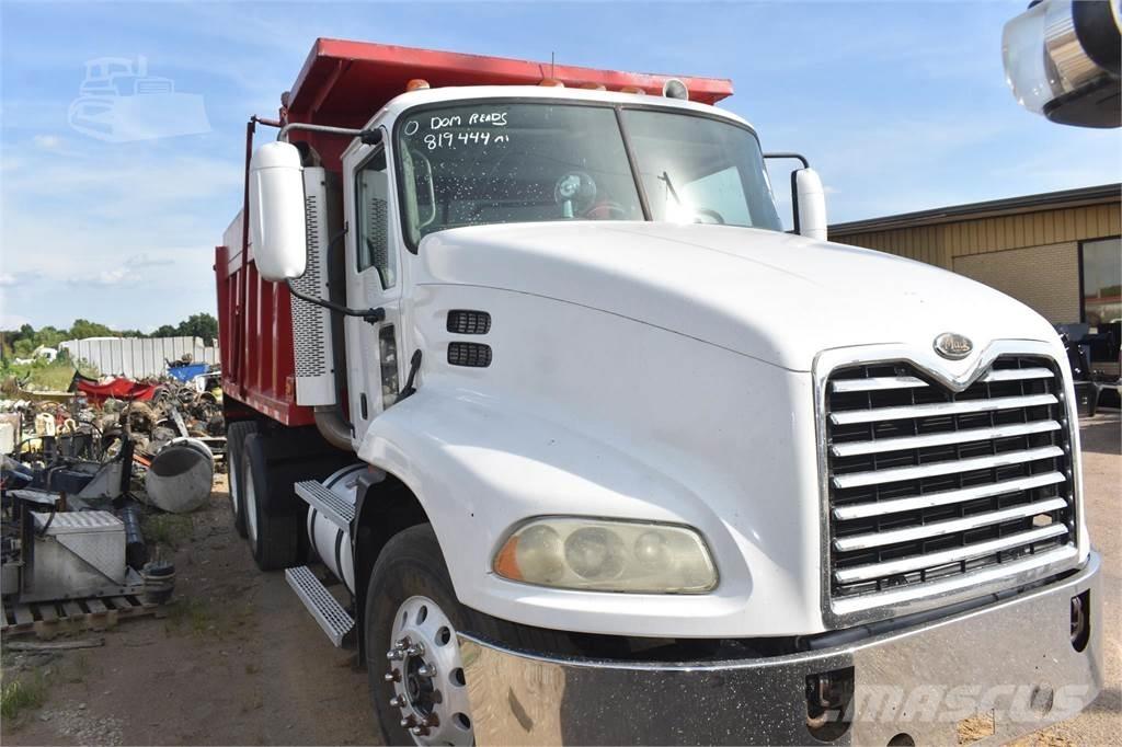Mack VISION CXN613 Kallurid