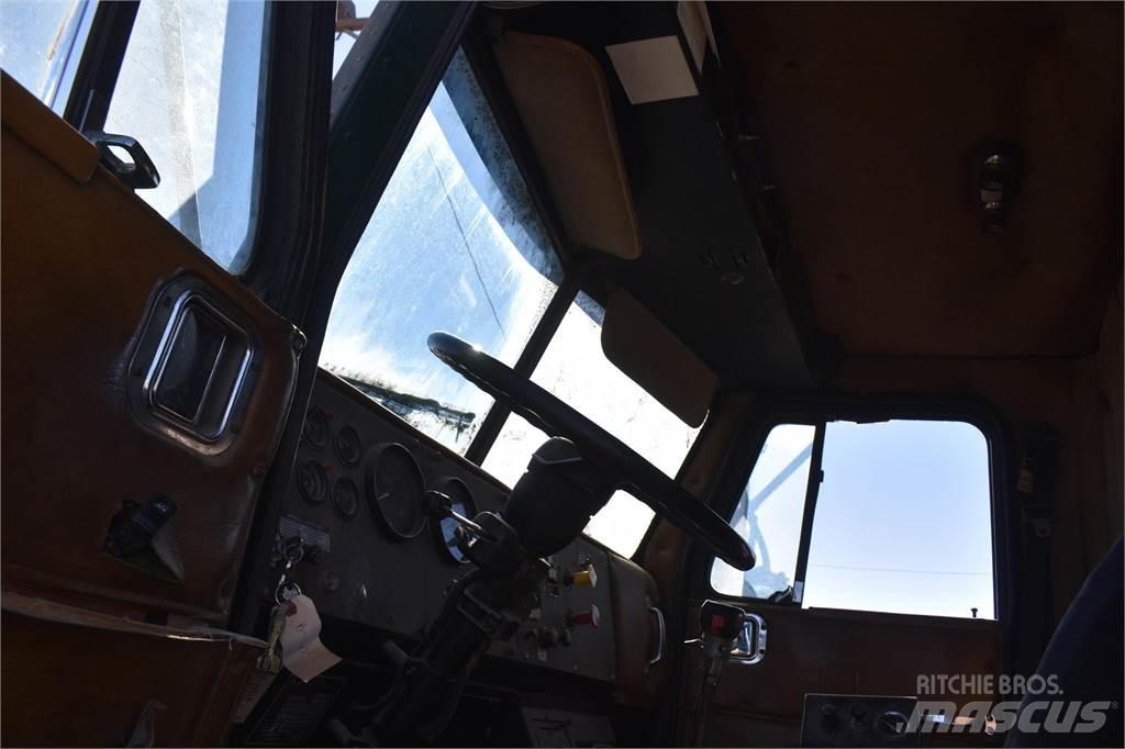  MARMON 330 Kraanaga veokid