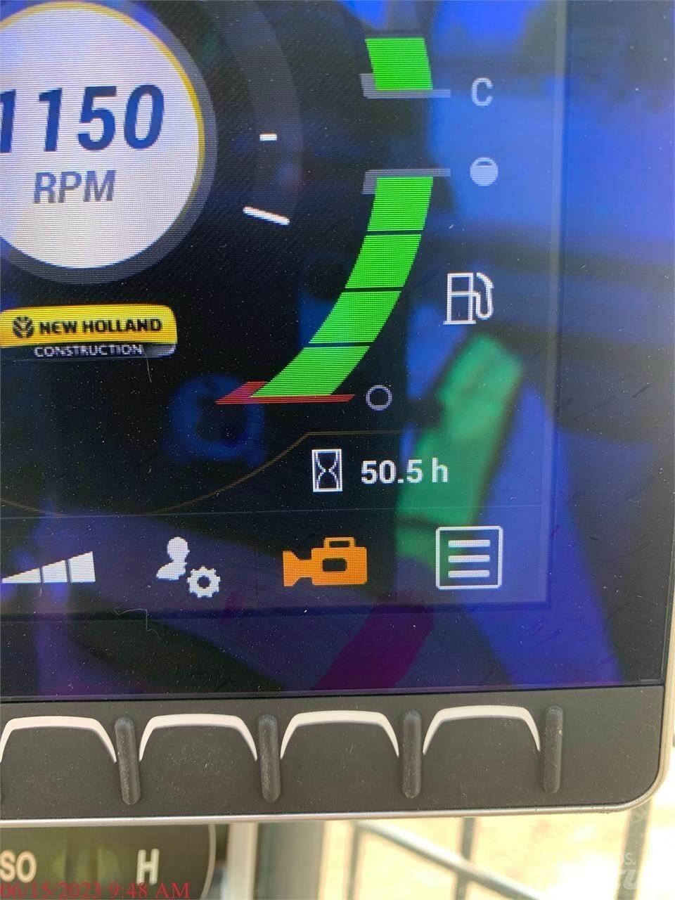 New Holland C332 Kompaktlaadurid