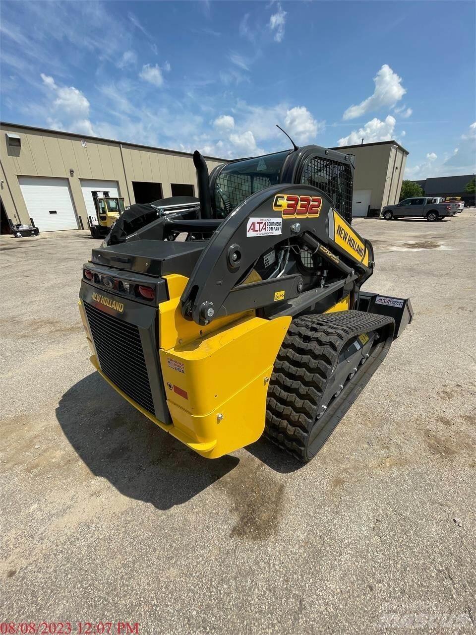 New Holland C332 Kompaktlaadurid