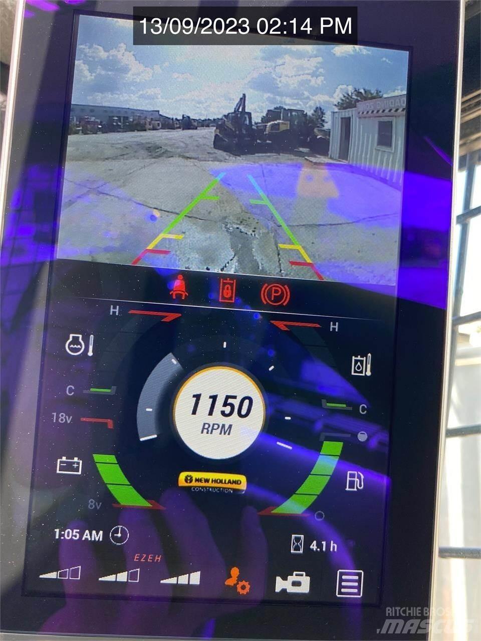 New Holland C332 Kompaktlaadurid