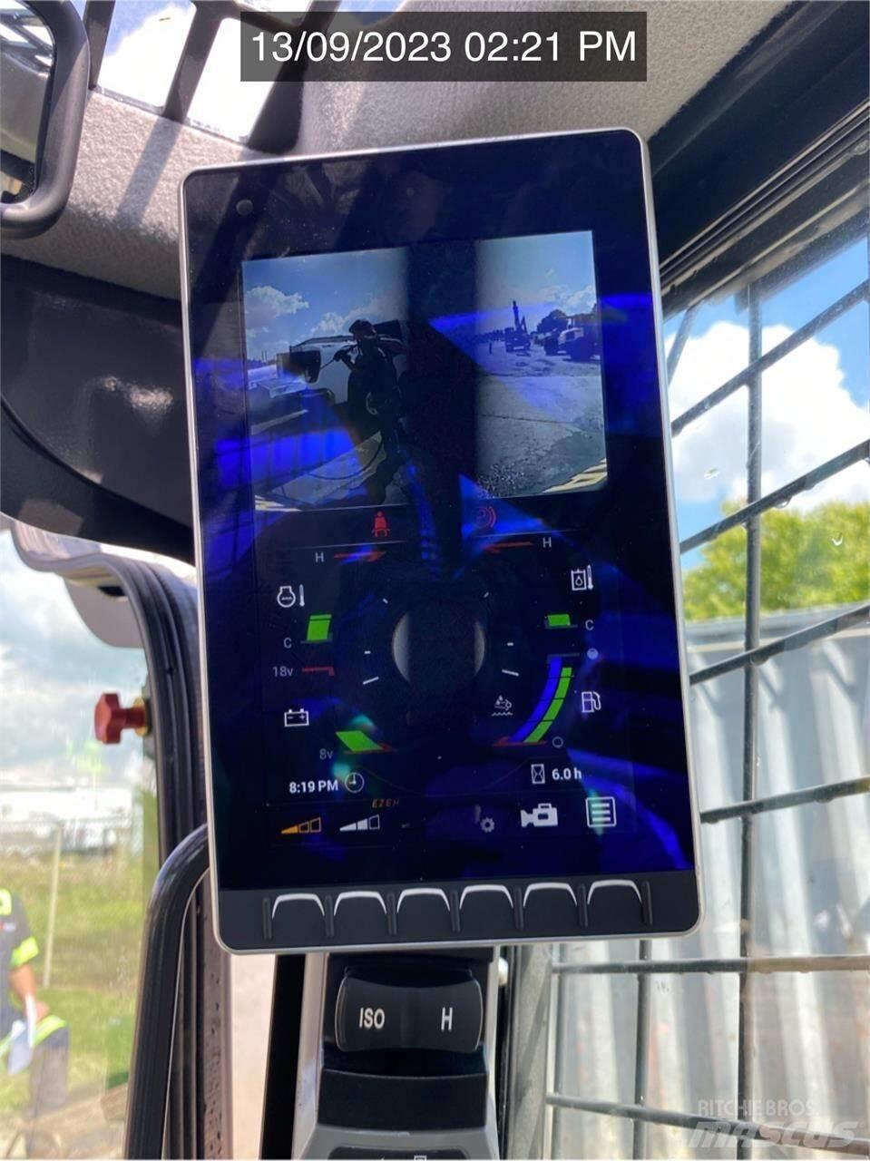 New Holland C345 Kompaktlaadurid