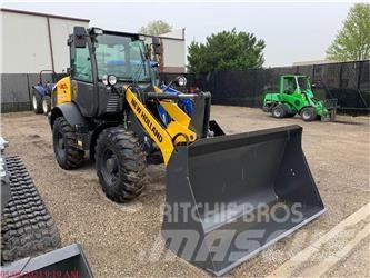 New Holland W80C Rataslaadurid