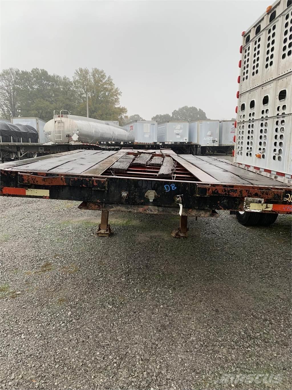  SHOP BUILT Raskeveo poolhaagised