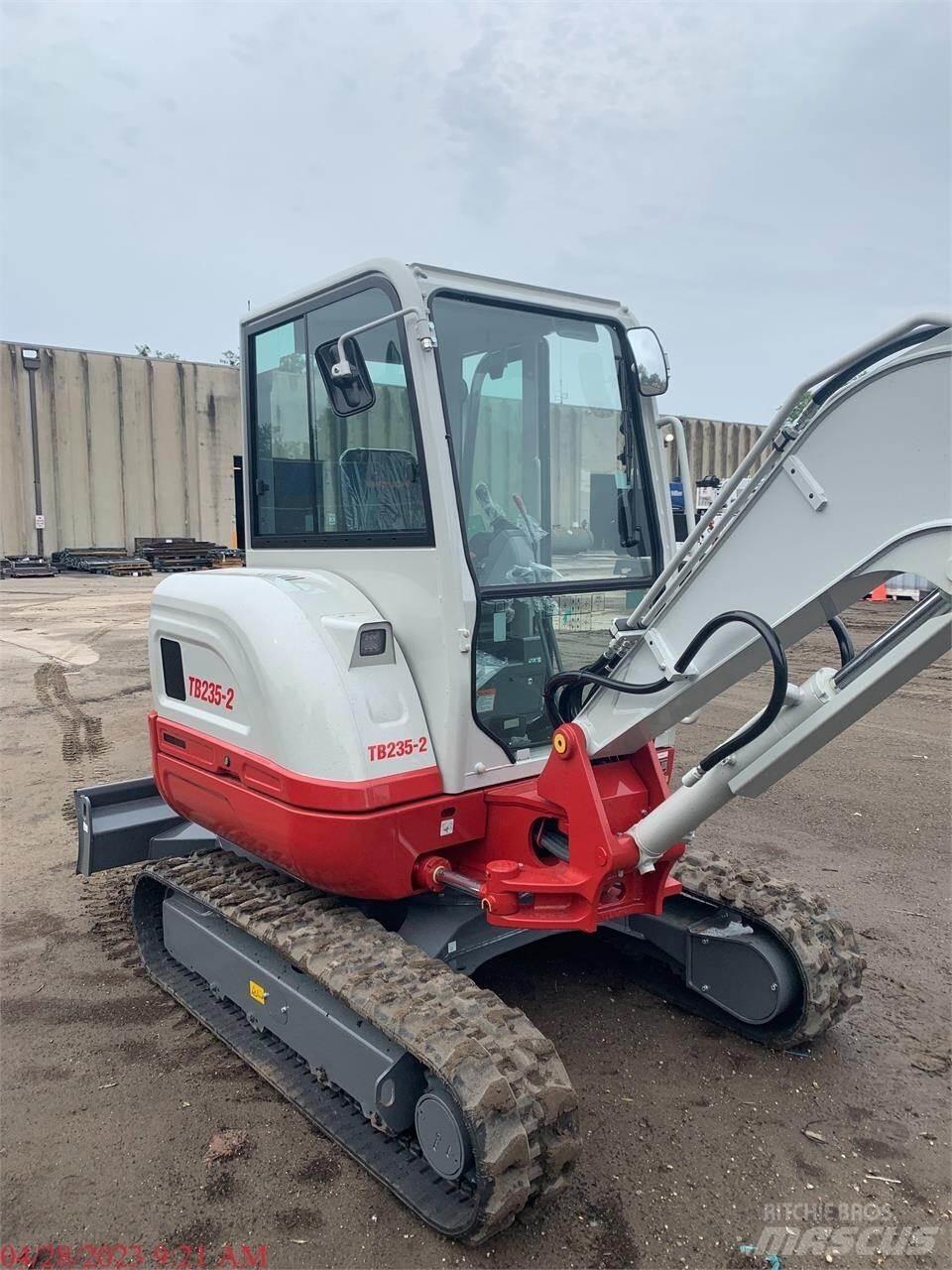 Takeuchi TB235-2 Miniekskavaatorid < 7 t