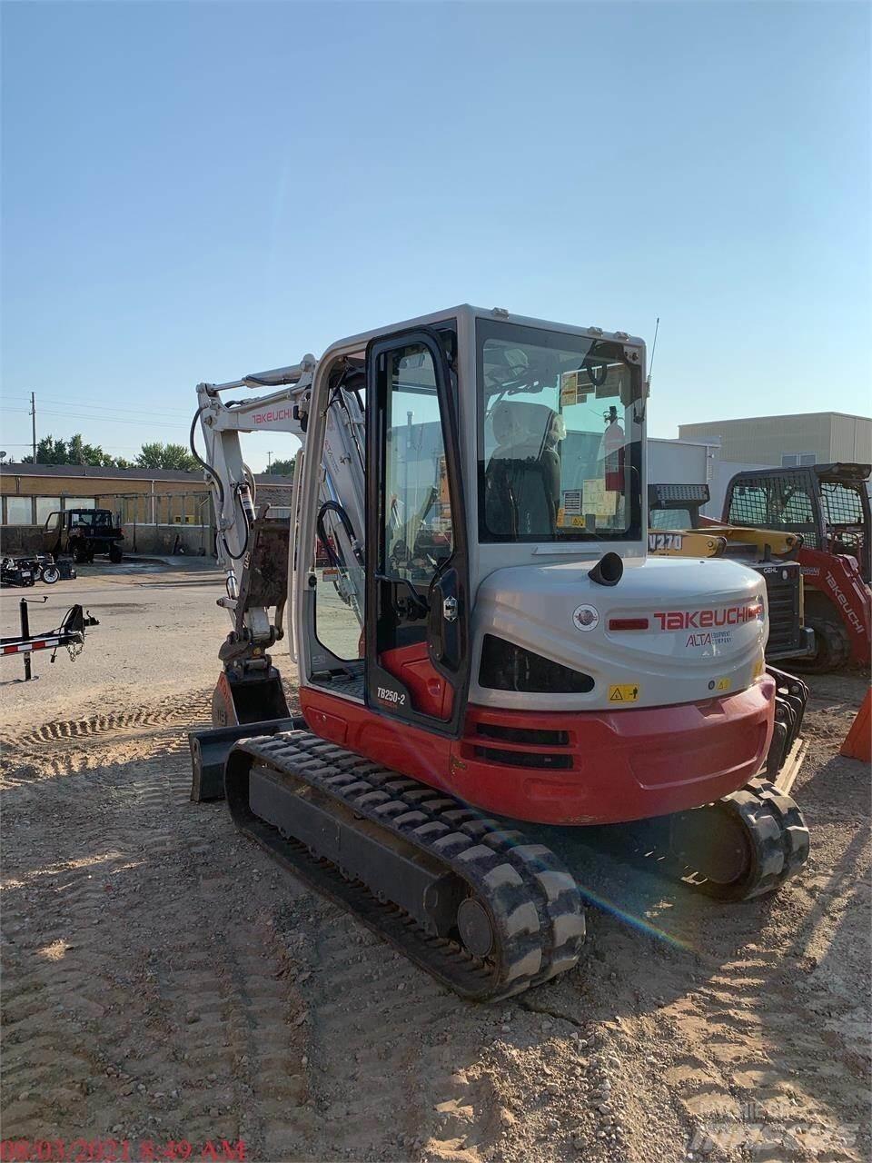 Takeuchi TB250-2 Miniekskavaatorid < 7 t