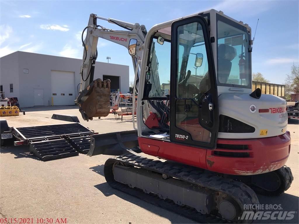 Takeuchi TB250-2 Miniekskavaatorid < 7 t