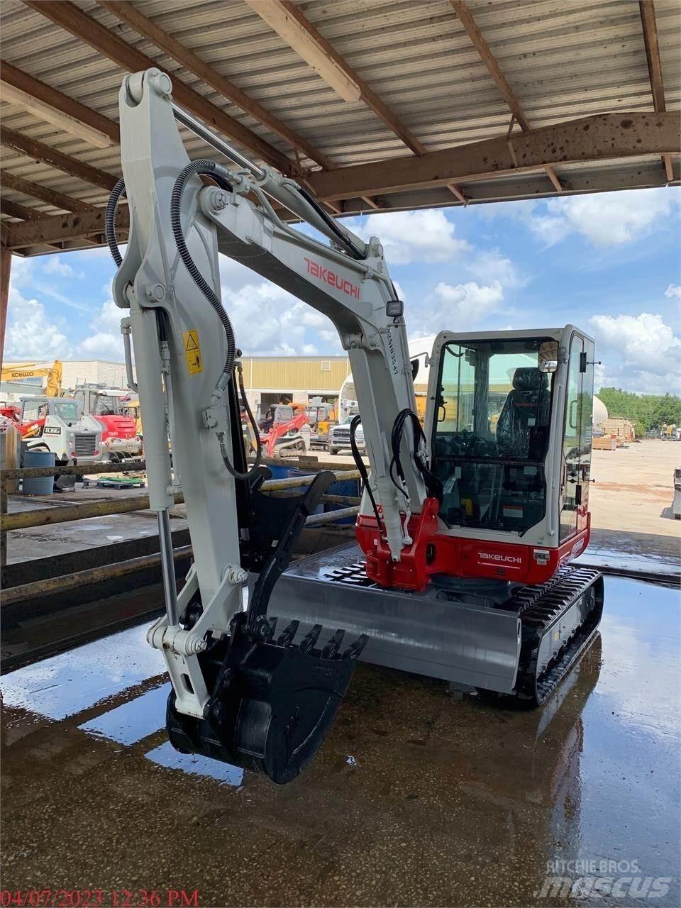 Takeuchi TB250-2 Miniekskavaatorid < 7 t