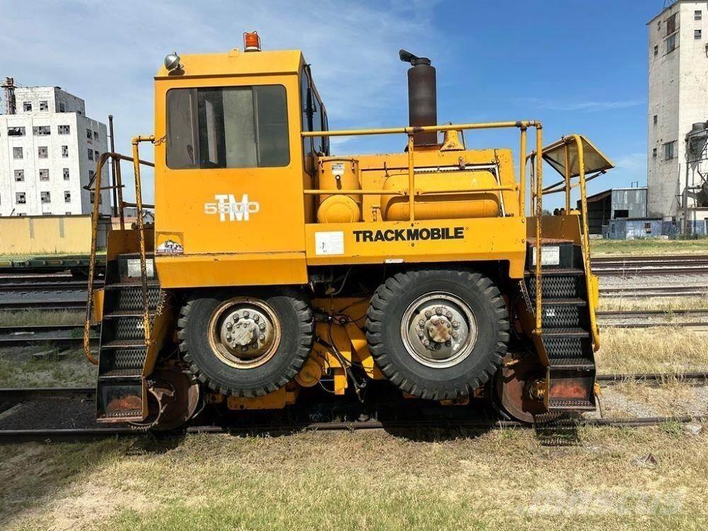  TRACKMOBILE 5500TM Muu