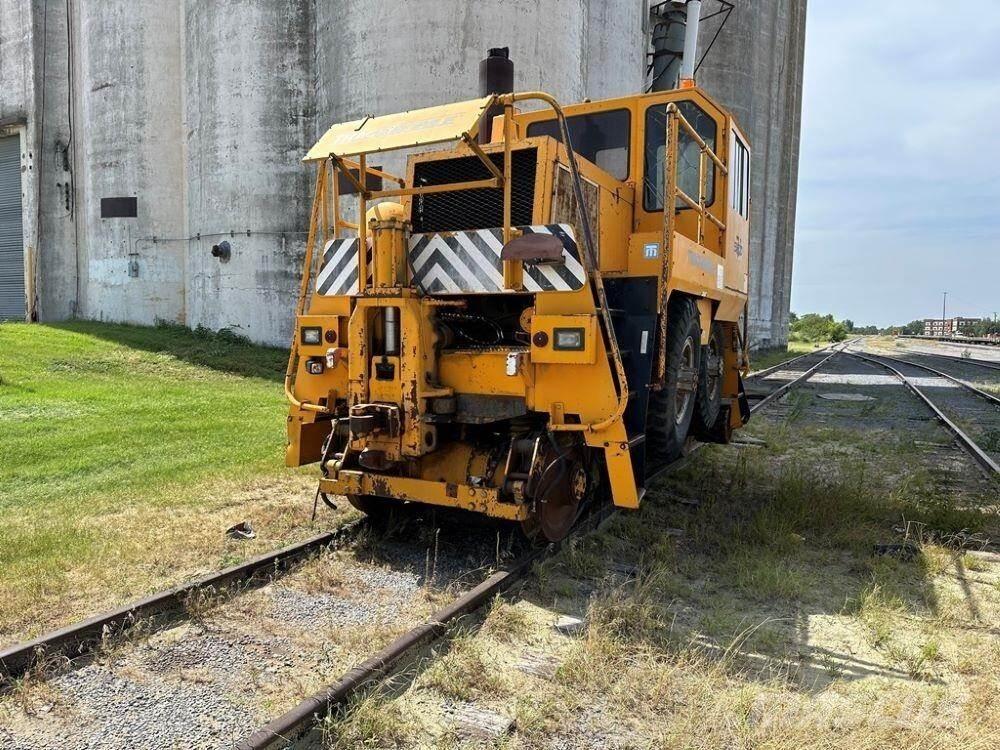  TRACKMOBILE 5500TM Muu