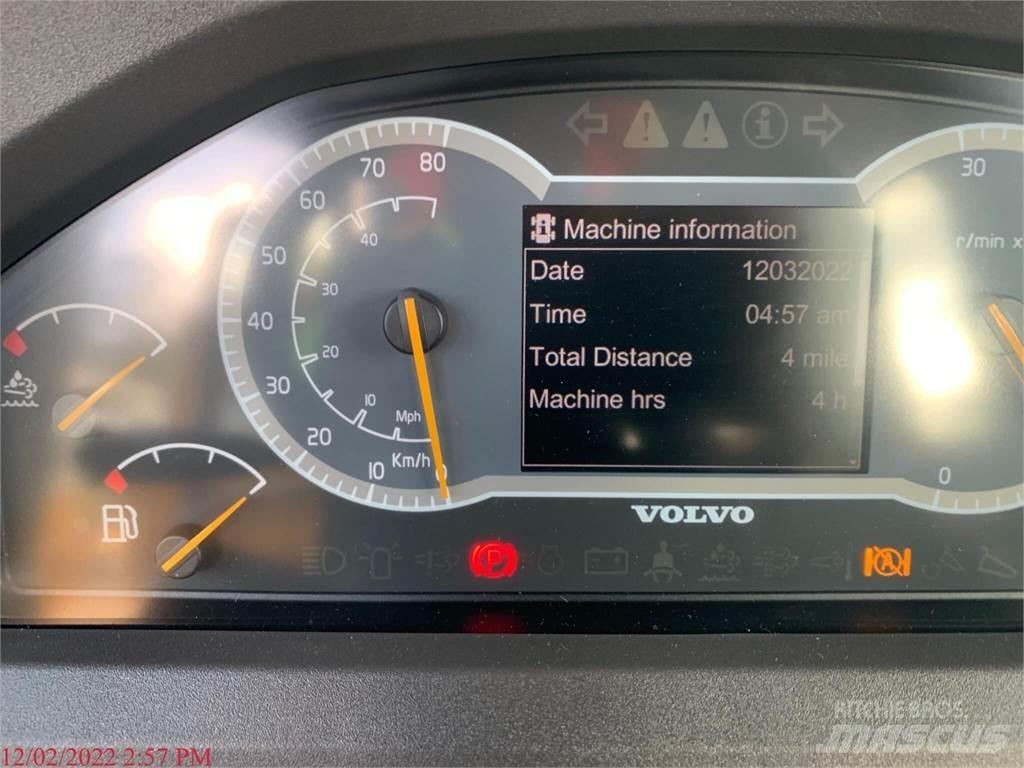 Volvo A25G Liigendraamiga pinnaseveokid