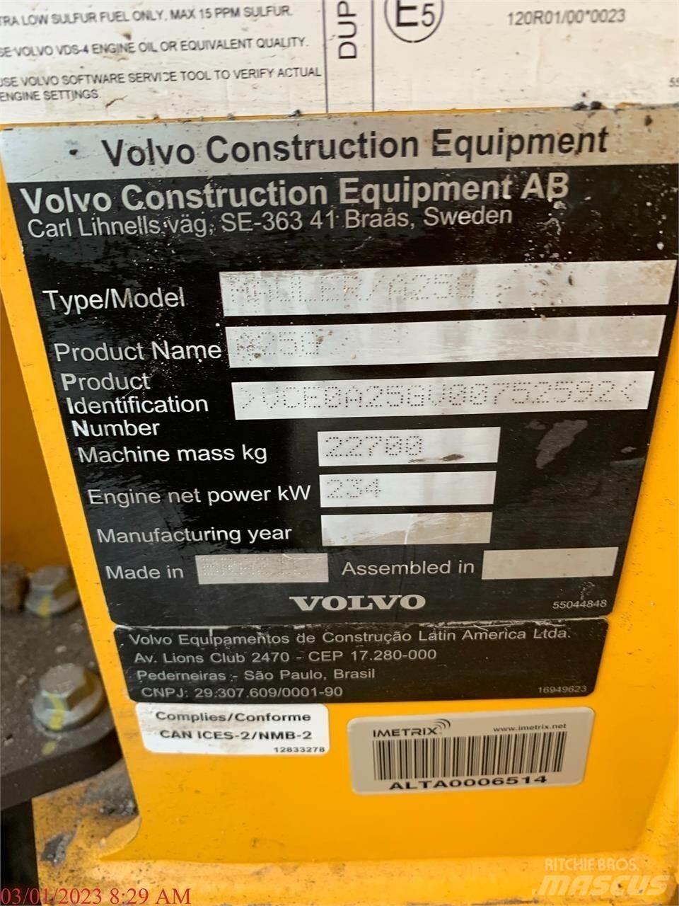 Volvo A25G Liigendraamiga pinnaseveokid