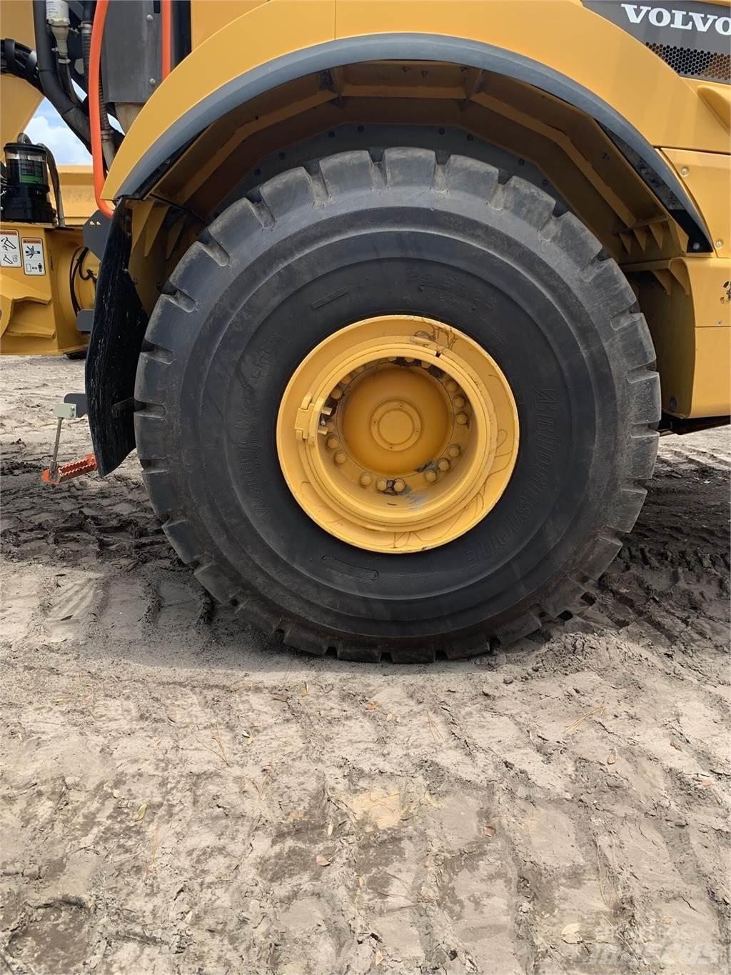 Volvo A45G FS Liigendraamiga pinnaseveokid