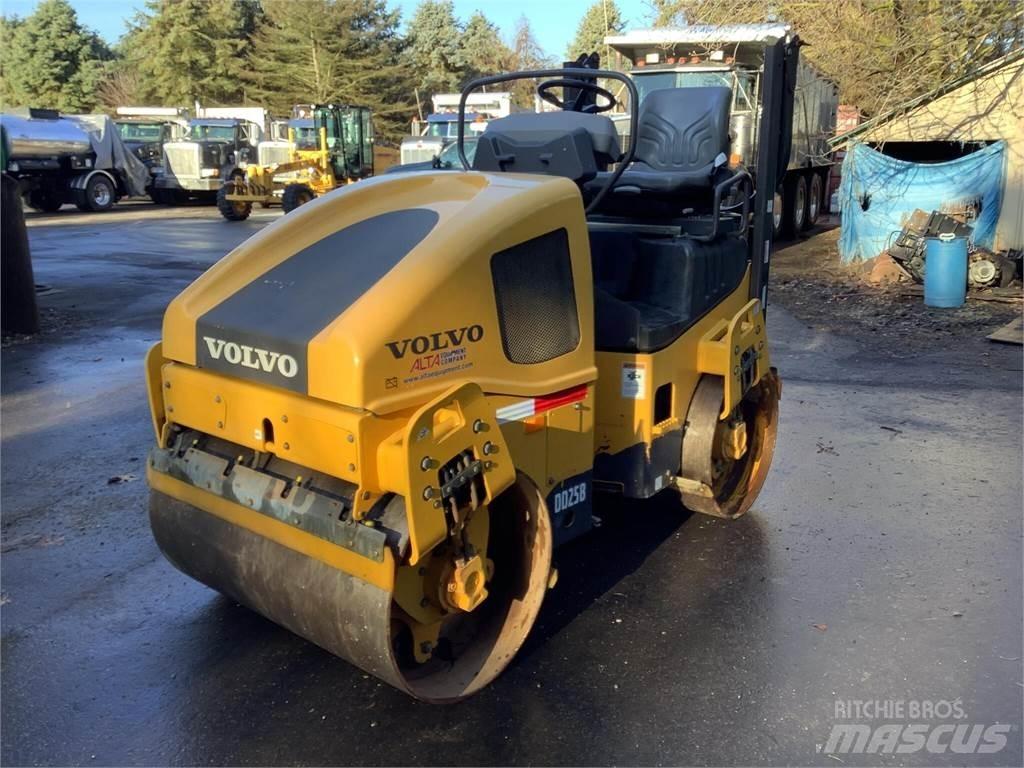 Volvo DD25B Tandemrullid