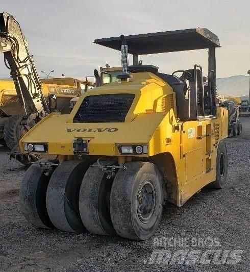 Volvo PTR240 Pneumorehvidega rullid