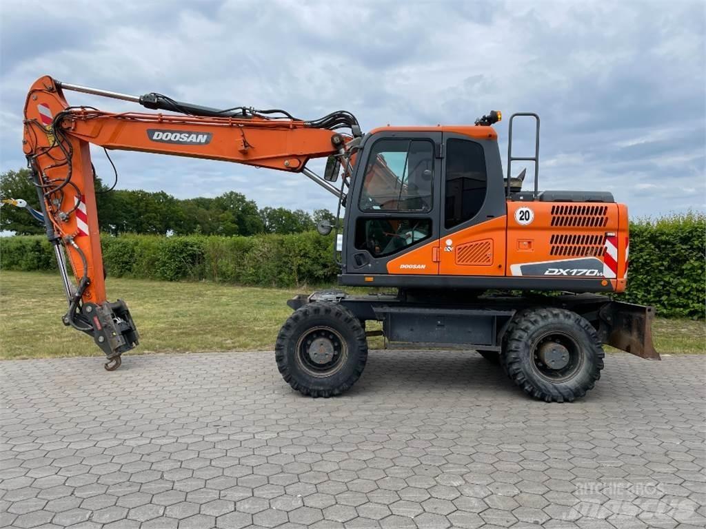 Doosan DX170W-5 Ratasekskavaatorid