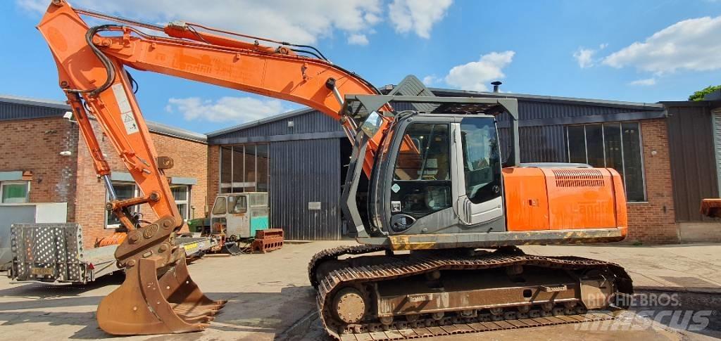Hitachi ZX 210 LC-3 Roomikekskavaatorid