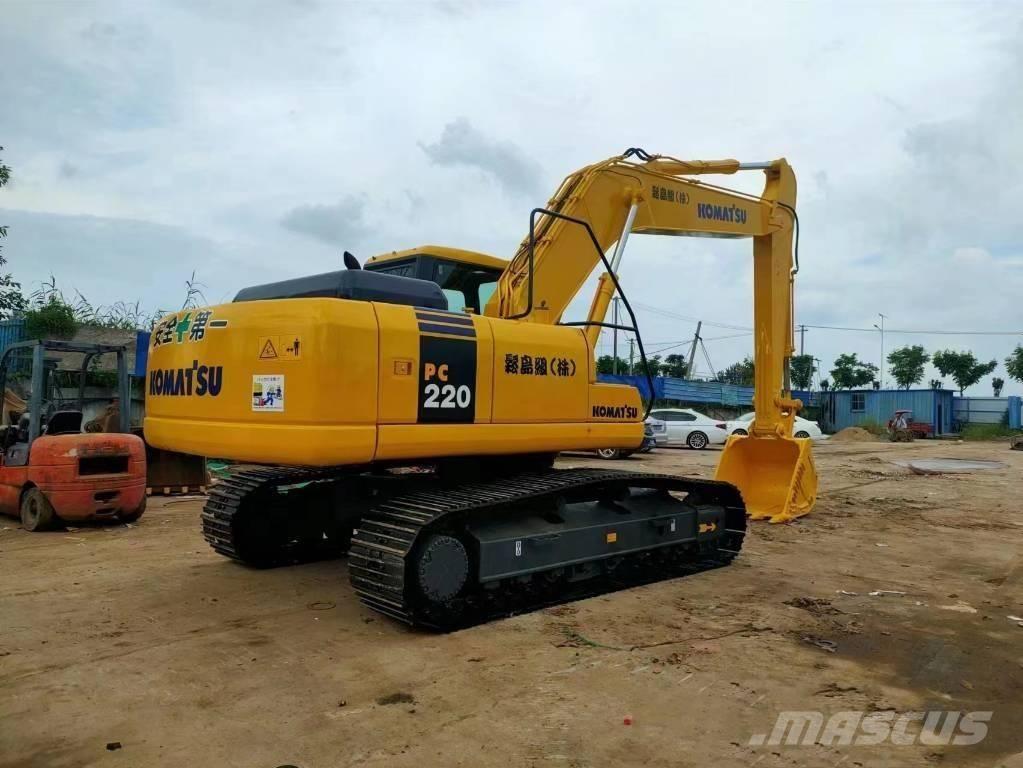 Komatsu pc220-7 Roomikekskavaatorid