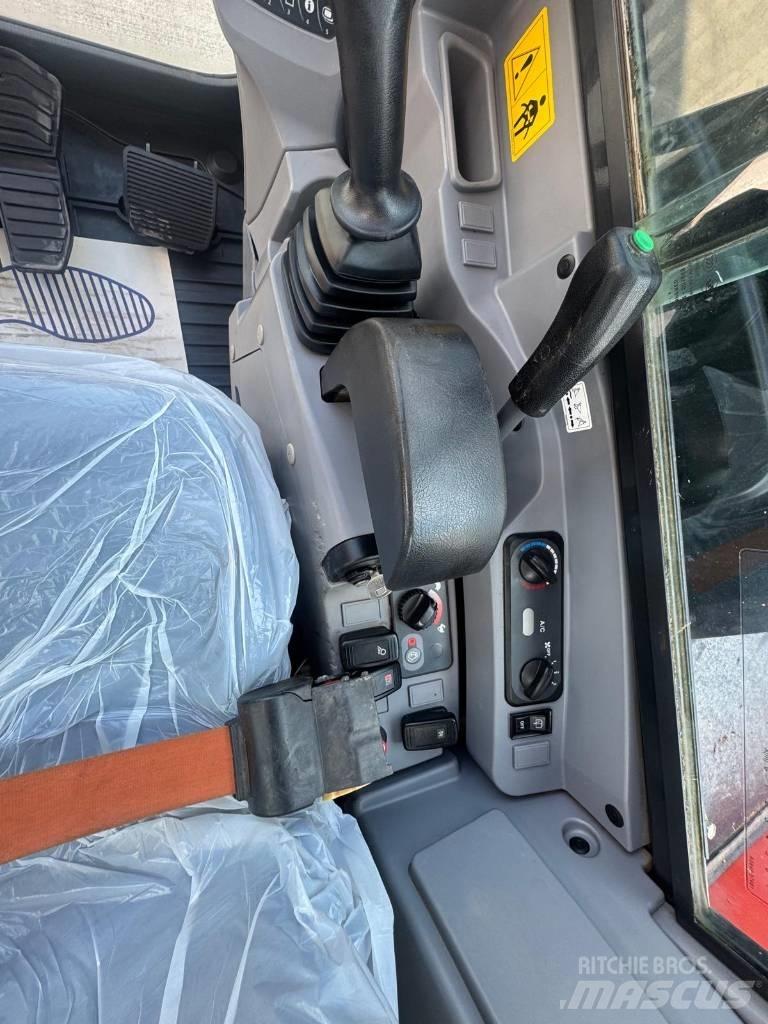 Kubota KX 080-4 Väikeekskavaatorid 7t-12t