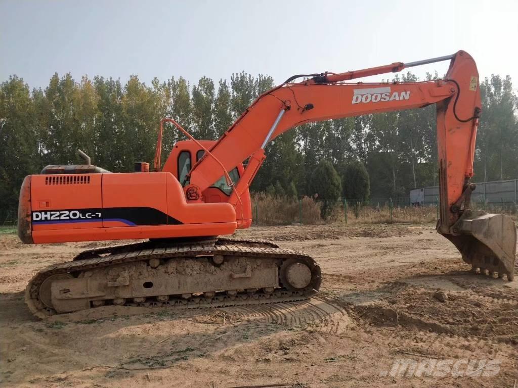 Doosan dh220lc-7 Roomikekskavaatorid