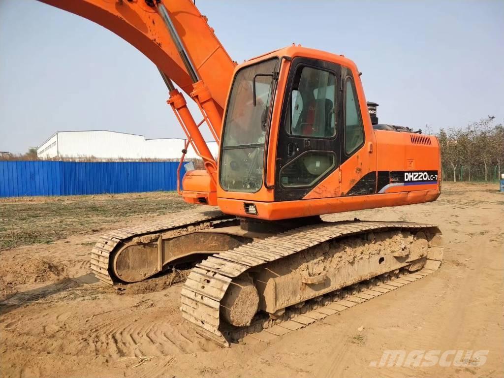 Doosan dh220lc-7 Roomikekskavaatorid
