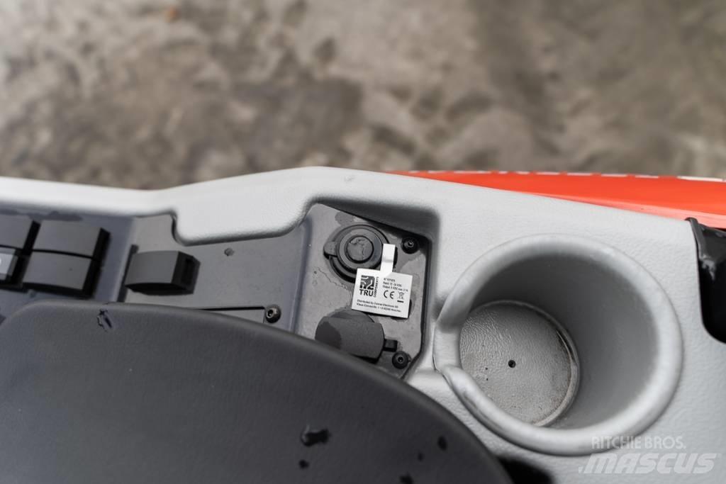 Manitou MLA 3-25H Väikelaadurid