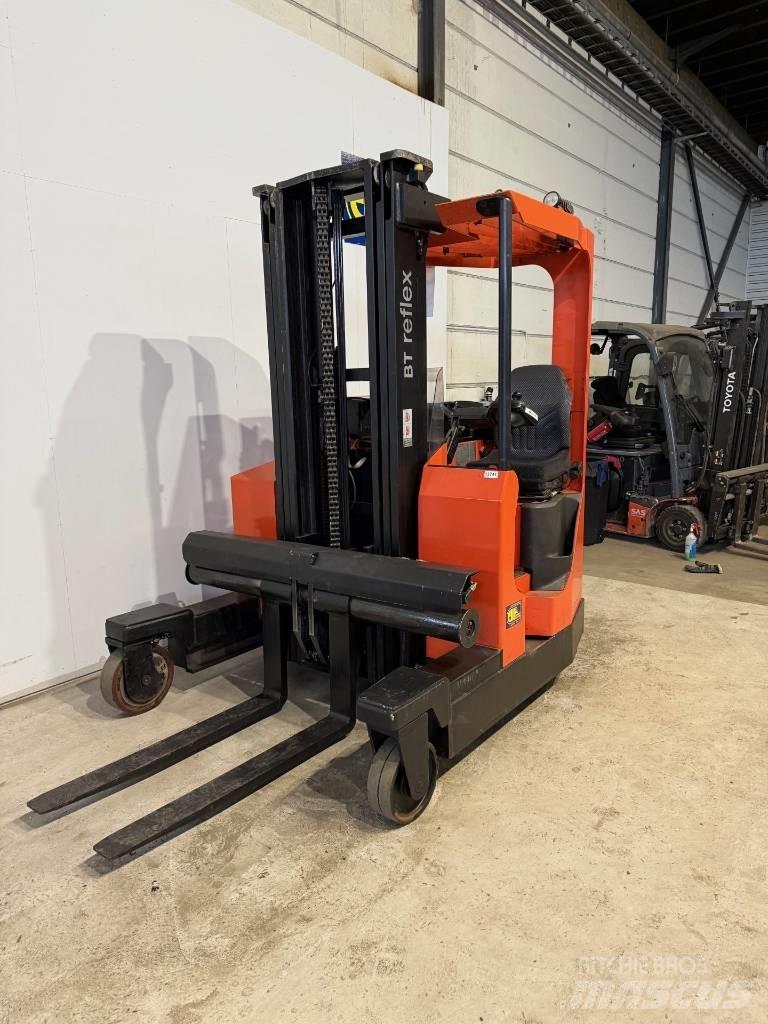 Toyota truck FRE 270 Lükandmastiga tõstukid