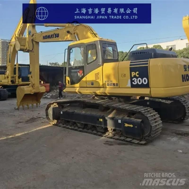 Komatsu PC 300 Roomikekskavaatorid