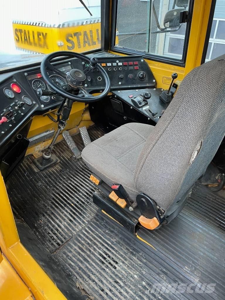 Volvo A25C Liigendraamiga pinnaseveokid