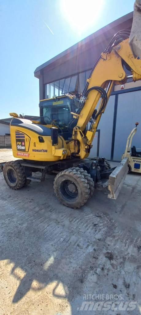 Komatsu PW98 MR-11 Ratasekskavaatorid