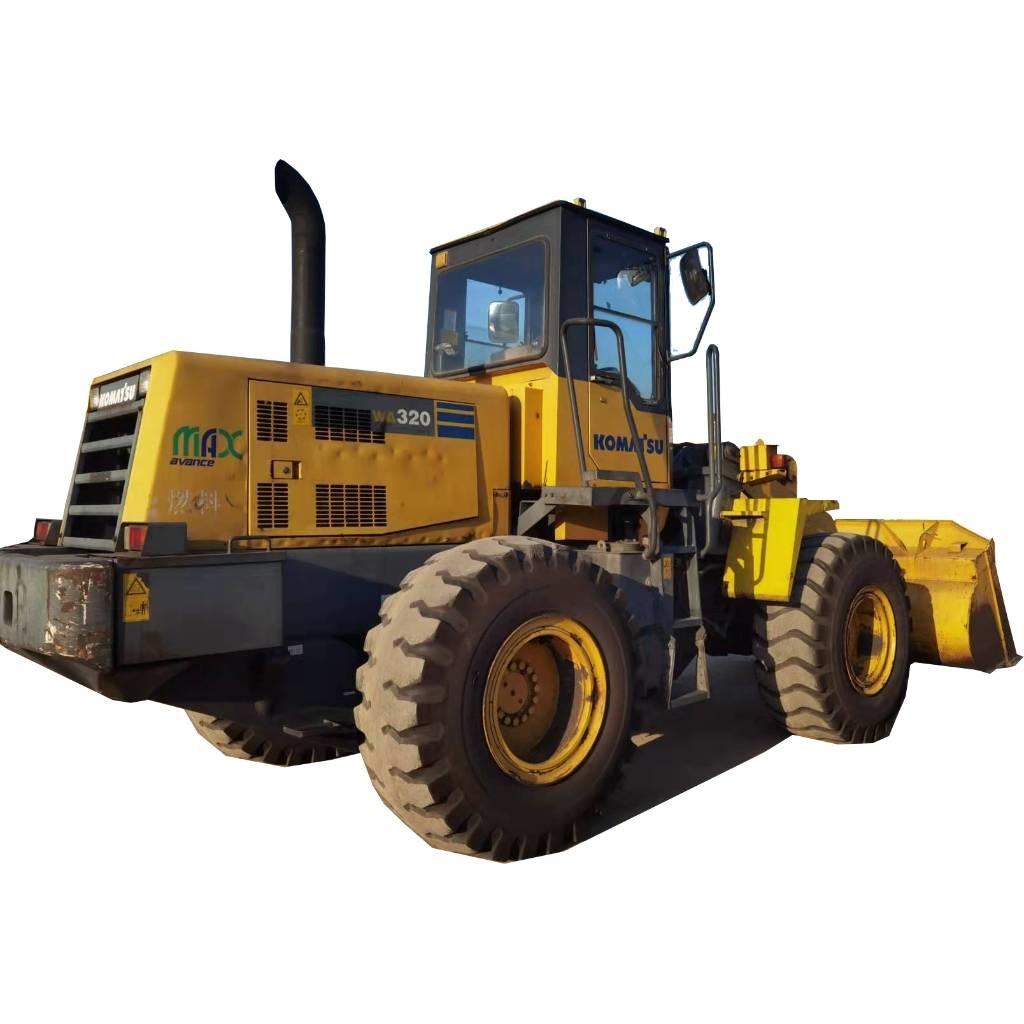 Komatsu WA 320-3 Rataslaadurid