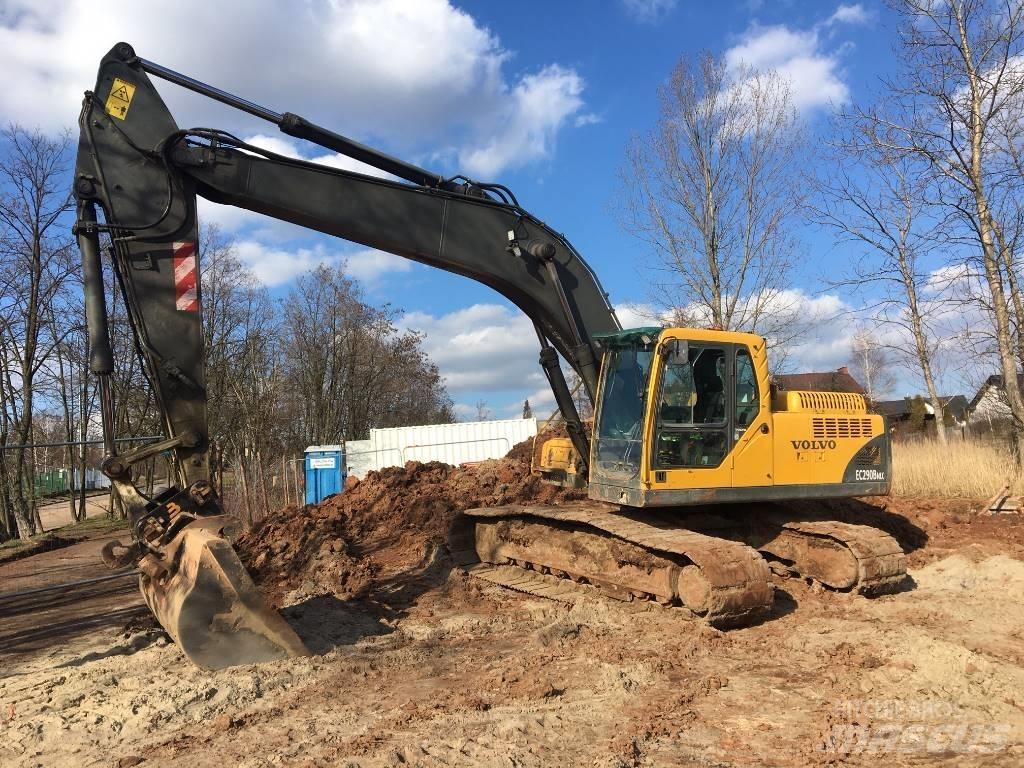 Volvo EC 240 B N LC Roomikekskavaatorid