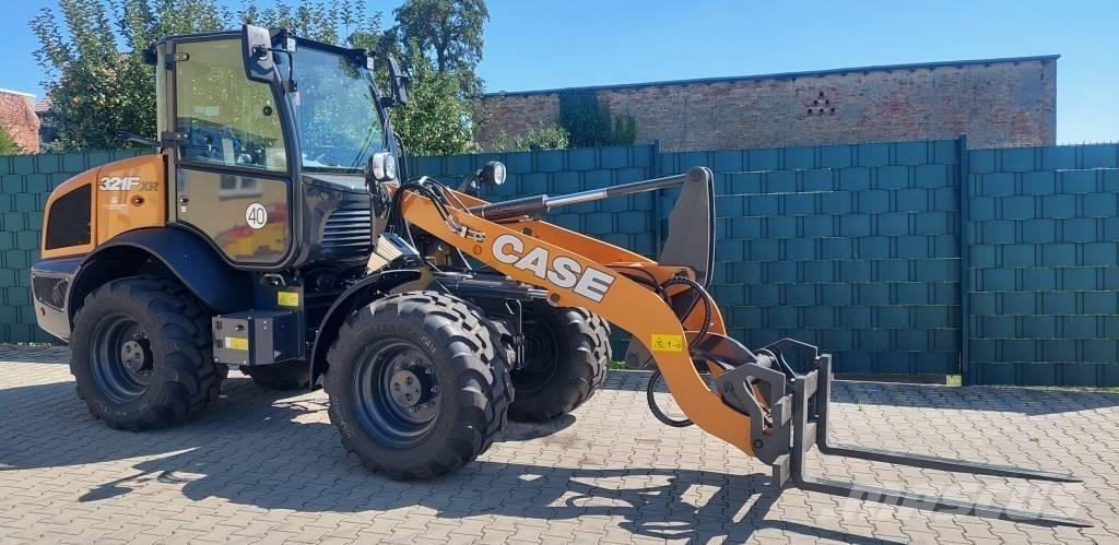 CASE 321 F Evolution Rataslaadurid