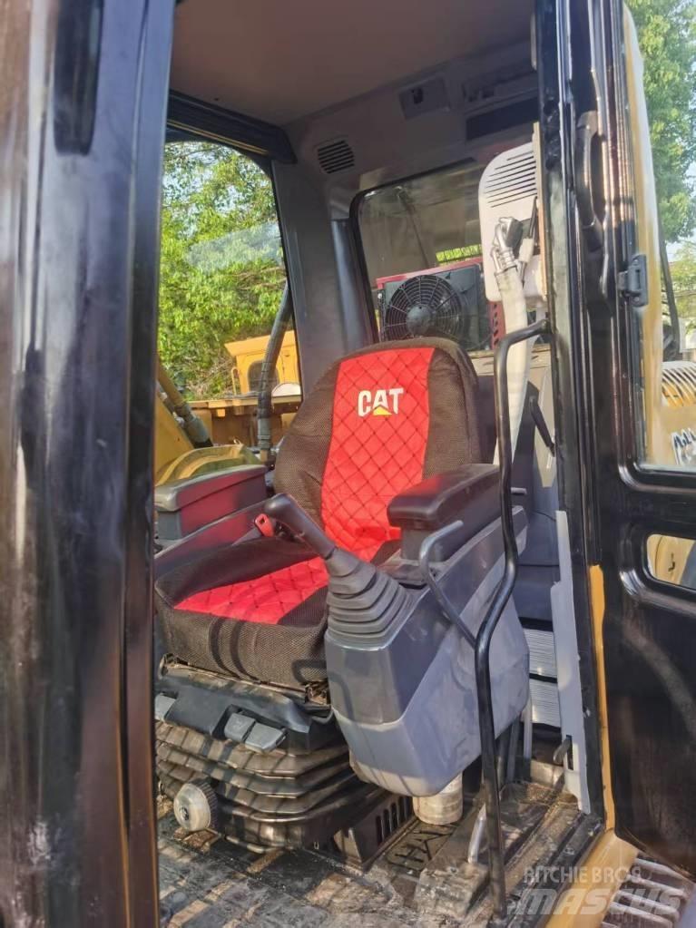 CAT 325 C Roomikekskavaatorid