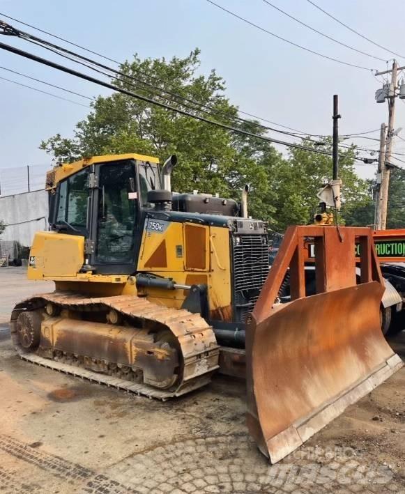 John Deere 750 K Buldooserid