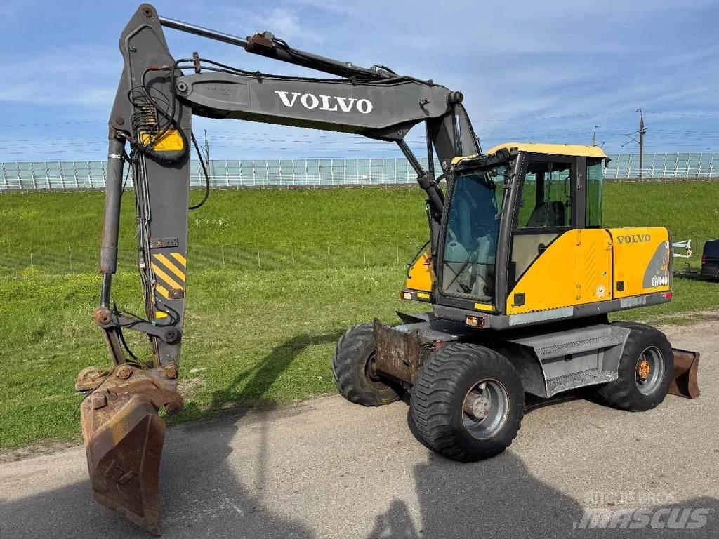 Volvo EW140 Ratasekskavaatorid